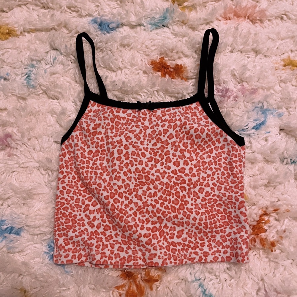 This is one of MY FAVSSS from Brandy Melville!!